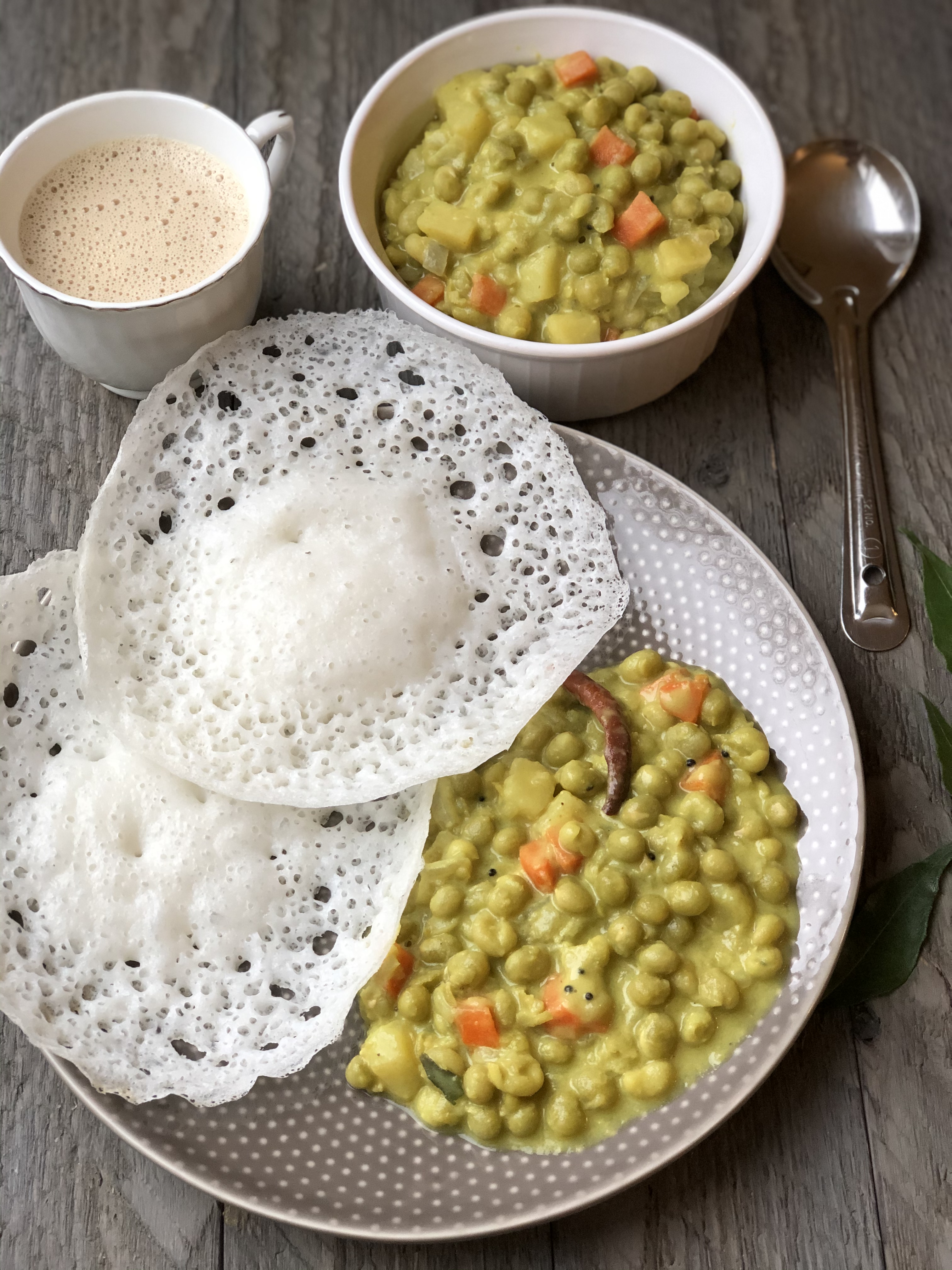 Appam + Green Peas